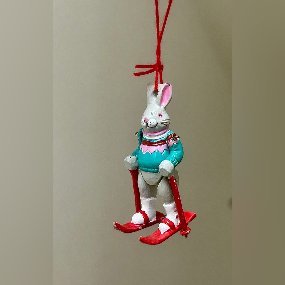 Vtg Discontinued Dept. 56 Tiny Trimmings  Pewter Skiing Bunny Rabbit Ornament